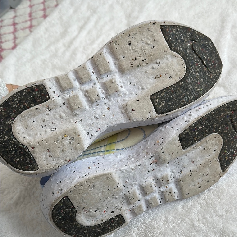 Nike Multicolor Athletic Sneakers - Picture 4 of 7